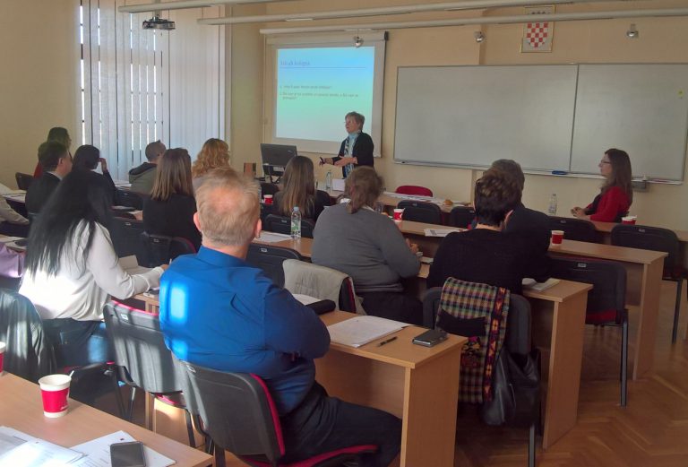 WP 20171026 11 52 51 Pro